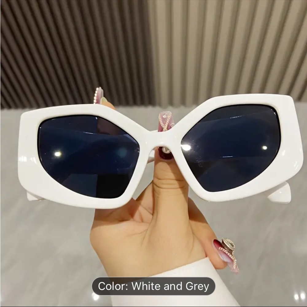 🆕 Trendy Oversized Cat Eye Sunglasses Y2K Creative Unique Design‼️ MOD SQUAD ‼️ - Picture 11 of 16